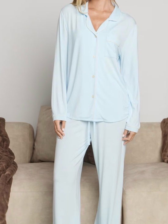 Comfrt Other - Women's Light Blue Button-Front Pajama Set - Long Sleeve Top & Lounge Pants